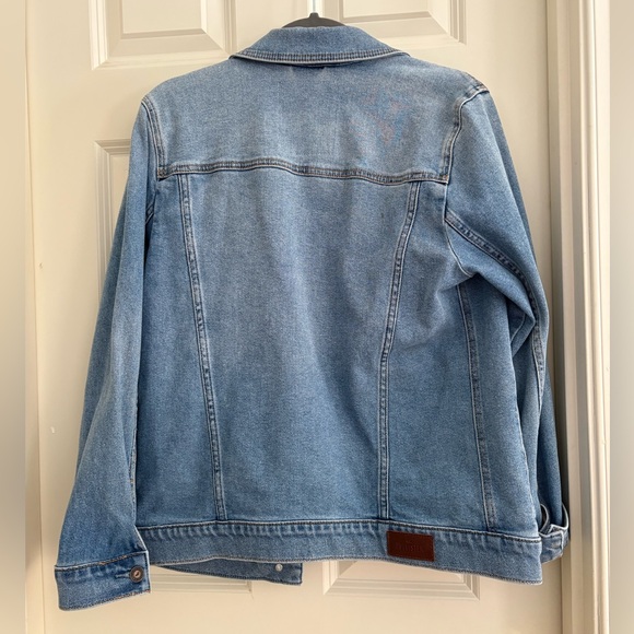 Hollister Women’s Denim Jacket - Picture 2 of 7